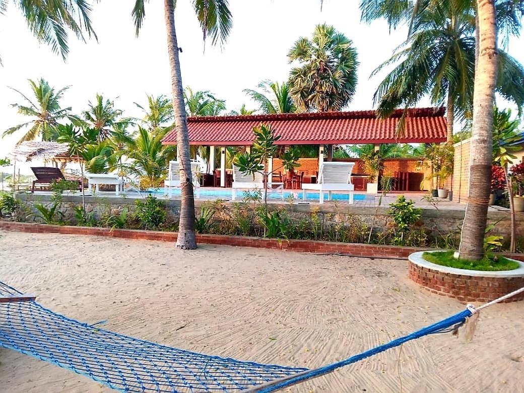 Welle Wadiya Beach Villa Калпития Екстериор снимка