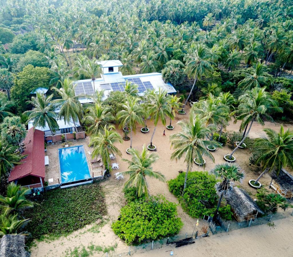 Welle Wadiya Beach Villa Калпития Екстериор снимка