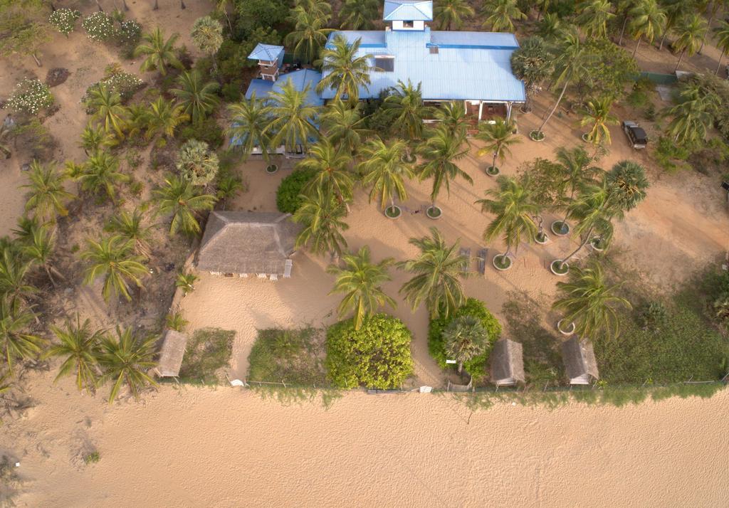 Welle Wadiya Beach Villa Калпития Екстериор снимка