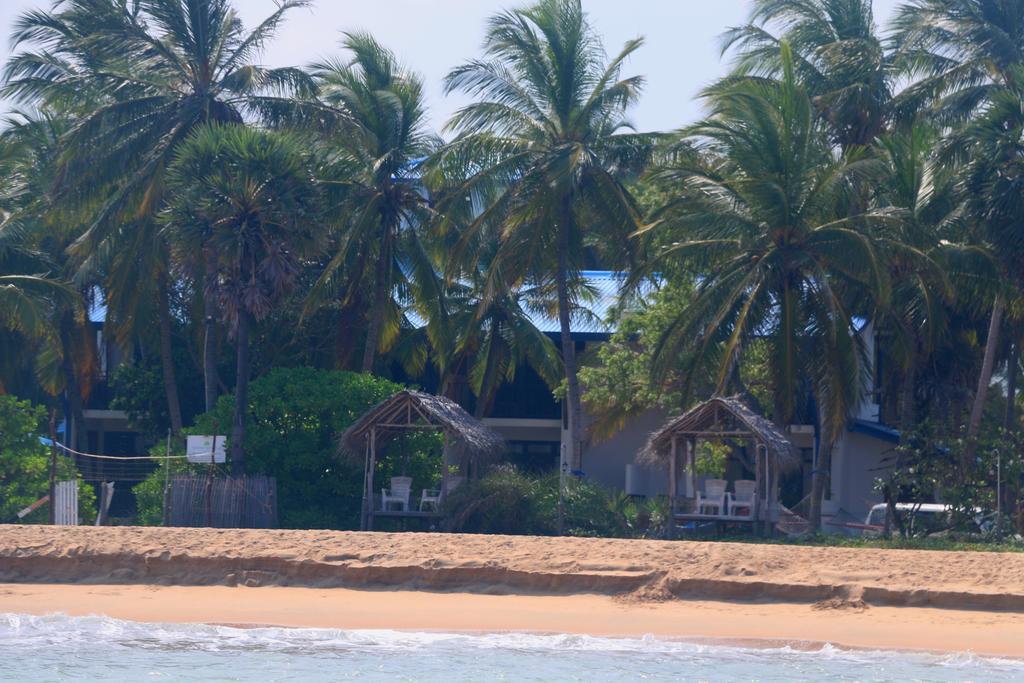 Welle Wadiya Beach Villa Калпития Екстериор снимка
