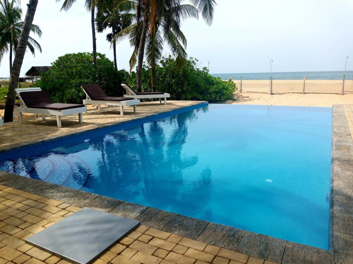 Welle Wadiya Beach Villa Калпития Екстериор снимка