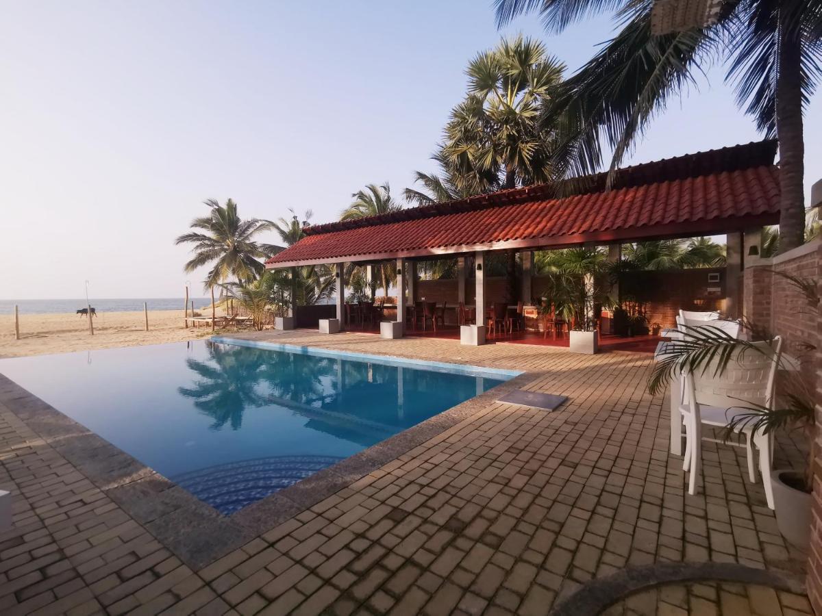 Welle Wadiya Beach Villa Калпития Екстериор снимка